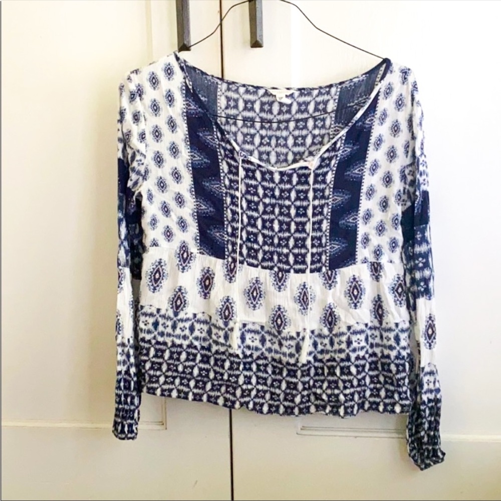 Aeropostale boho patterned top with tassels